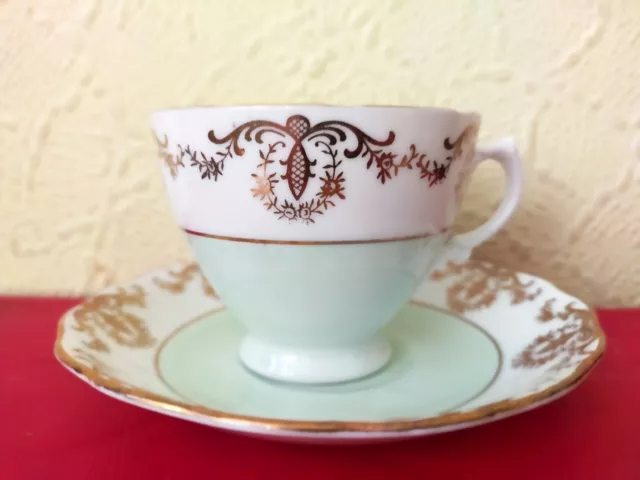 Vintage Royal Vale vintage  tea Set 5x Cups & Saucers And 5  Side Plates 6 Inch