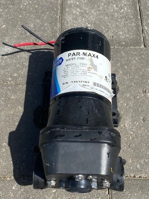 thumbnail image 2 of Jabsco 31631-1092 3.8 GPM Par-Max 4 Rinse Pump - 12 Volt For Quiet Flush Toilet 2 of 13