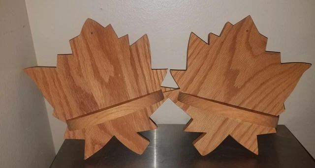 FINE Vintage Pair of SOLID OAK Wall Display Shelves CORBELS~Acorn Leaf!