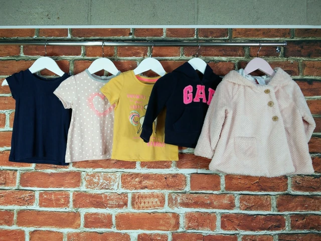 BABY GIRL BUNDLE AGE 12-18 MONTHS M&S RALPH LAUREN GAP etc T SHIRTS JACKET 86CM