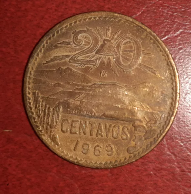 1950's & 1960's Mexico Mexican 20 Centavos Sun Pyramid Coin