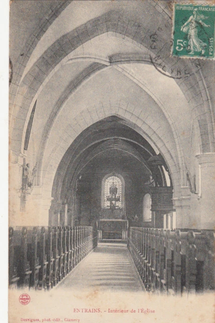 ENTRAINS intérieur de l'église photo-éd dessvignes timbrée