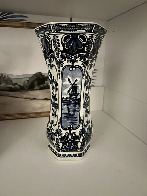 Delft Vase By Boch For Royal Sphinx 9.25" tall Blue White Dutch Print Toile