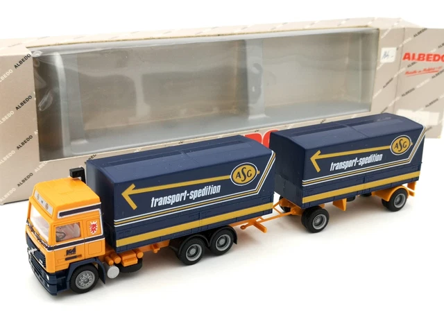 Camion Volvo F12 Avec Remorque HERPA HO 1/87 - Transport Julius Meinl