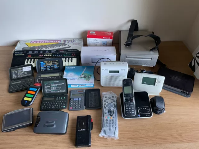 Non Working Tech Bundle - Incl. Technics, Sony, Pure, TomTom - PARTS / SPARES