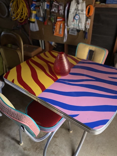 Vintage 1950s diner style table with chairs Retoro one-of-a-kind