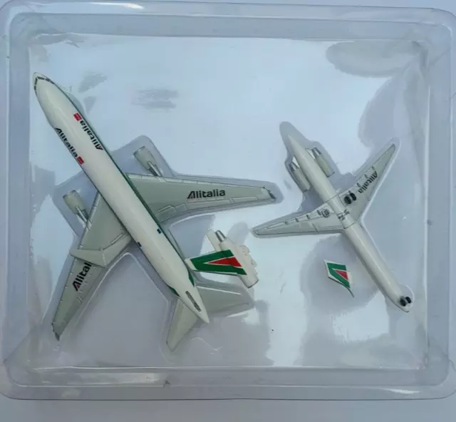 HERPA WINGS ALITALIA McDONNELL DOUGLAS MD-82 & MD-11 1:500 DIECAST SLIGHT DAMAGE 2