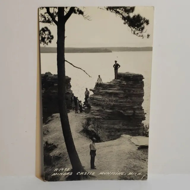 Vintage Postcard Miners Castle Munising Michigan unposted