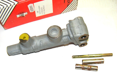 Maître Cylindre de Frein  2cv 4 6 dyane mehari  1973 a 1976 19mm 8.125  10420060 