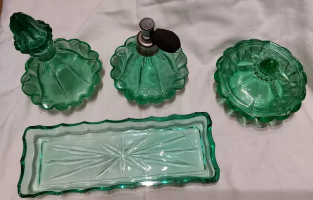 Kosmetik Bad Set Glas Parfum Flasche Flacon 4er Set retro vintage grün