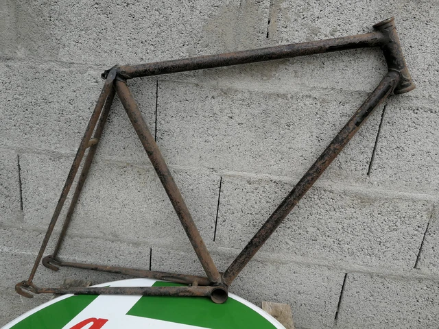 Cadre Vélo Course Magnat Debon – Années 50 – Ancien – À Restaurer