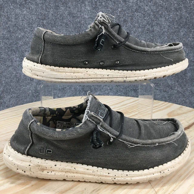 HEY DUDE SHOES Mens 7 Wally Stretch Lace Up Black Canvas Chukka Low Top