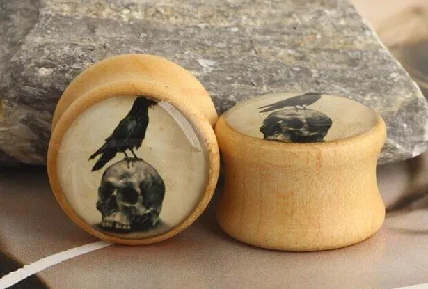 Odin's Raven on Skull pagan Bird Wood Double Flare Earplug Wooden Earring Plugs