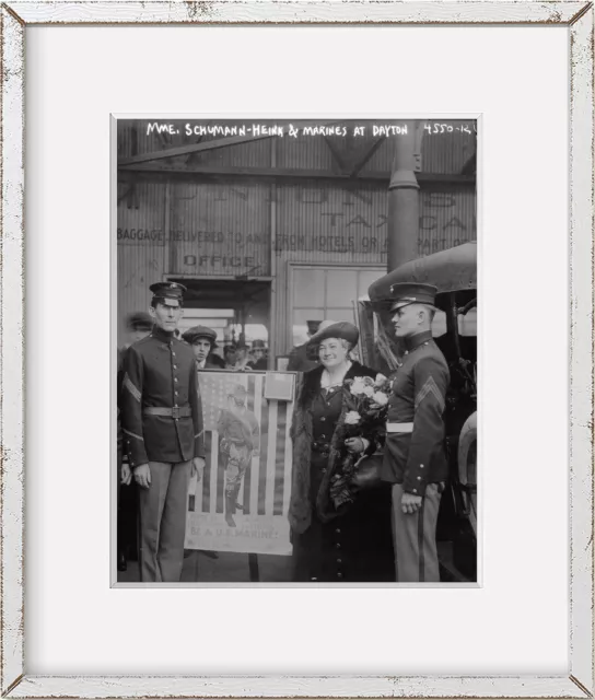 Photo: Madame Ernestine Schumann-Heink, 1861-1936, Opera Singer & Marines - Dayt