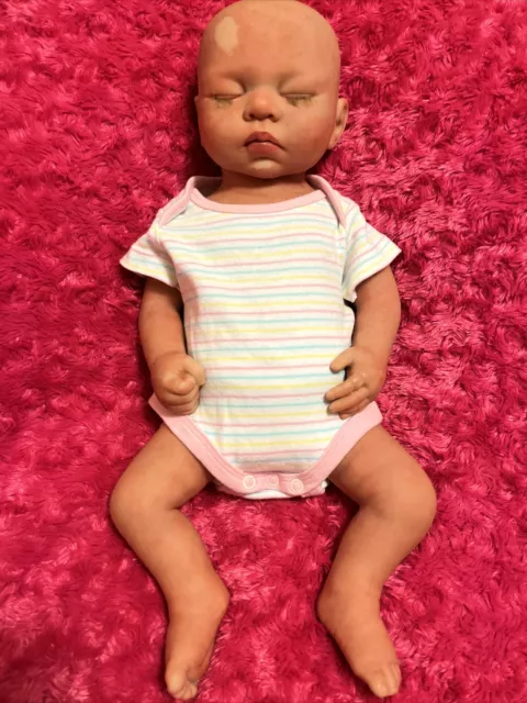 Full Body reborn Silicon doll (Ester)