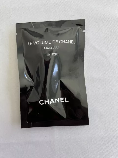 New in Package Le Volume De Chanel Mascara 10 Noir 1g/0.03oz Black Nieman Marcus