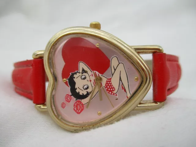 Betty Boop Valdawn Analog Wristwatch Red Buckle Band Heart Shaped Face