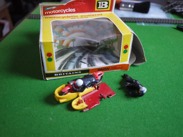 BRITAINS MOTOR CYCLES No9699 BMW Racing Combo for spares . 1/32nd scale ...