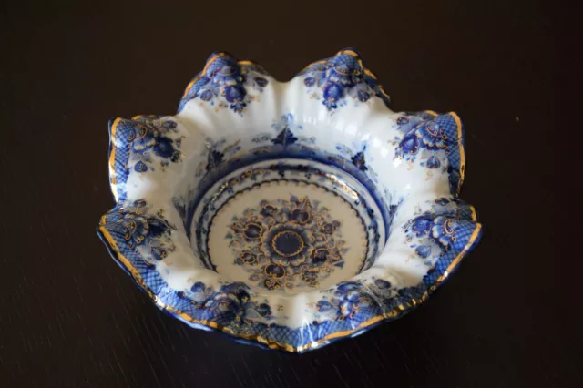 coupe à fruits porcelaine très bel objet d'origine russe