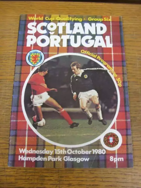 15/10/1980 Scotland v Portugal [At Hampden Park] (slight creased)