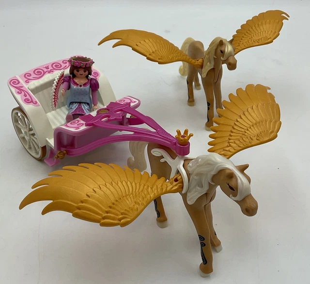 PLAYMOBIL 5143 PRINCESS with Pegasus Carriage With Extra Pegasus