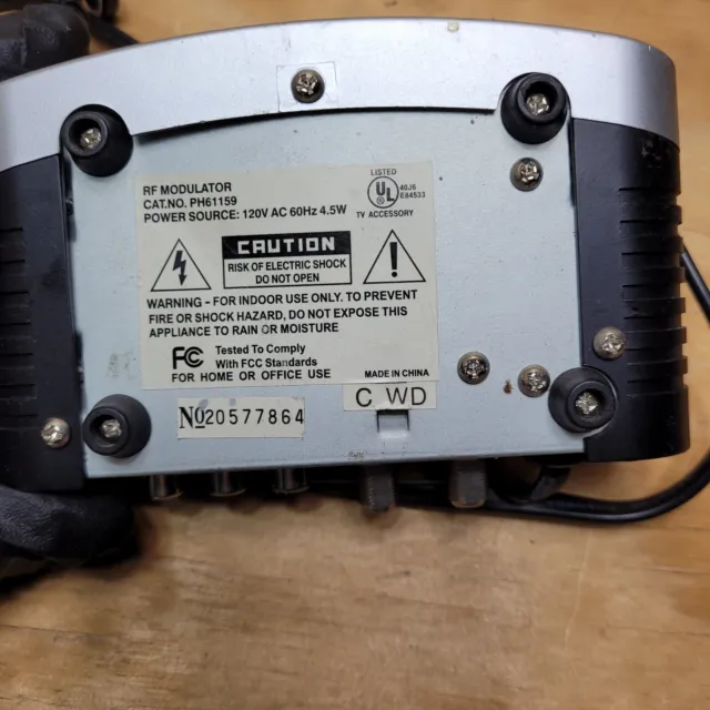 Philips RF Modulator PH61159 Audio Video Converter Cables Cords RCA to Coax
