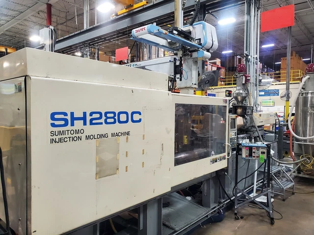 1 available 2002  308 Sumitomo Injection molding machine