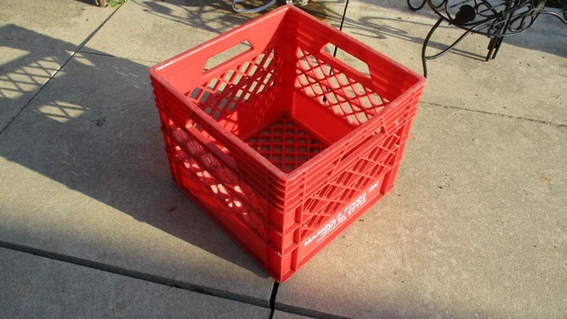 Vintage Marigold Foods Inc Chicago - Red - Milk Bottle Dairy Crate