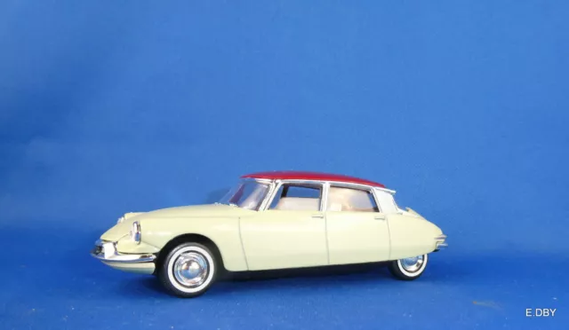 Solido  Citroen  Ds 19 1955 / 1956  1/43   Avec  Boite