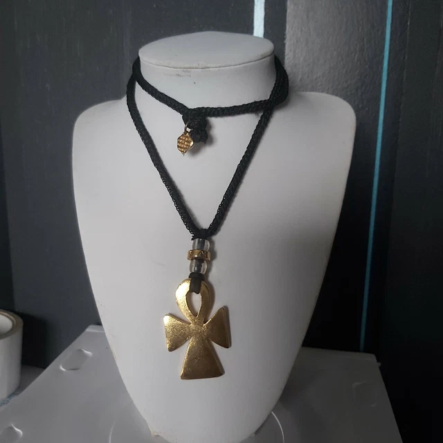 Collier Avec Pendentif Flacon En Acier Doré AVON - Édition Limitée, 71-80 Cm