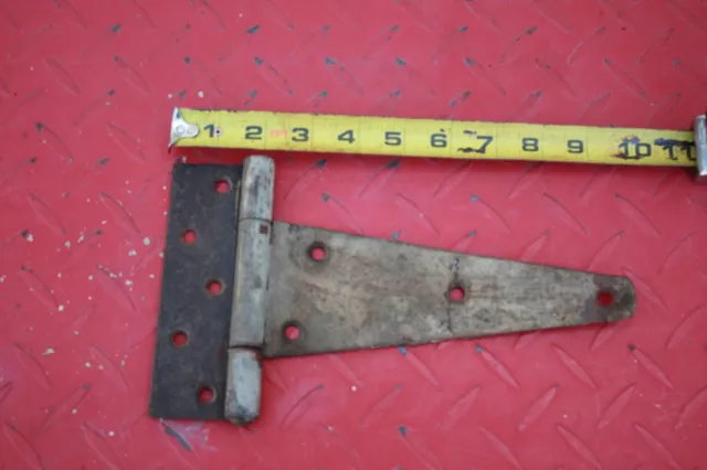 LARGE VINTAGE HEAVY DUTY FARM HINGE BARN  Salvage