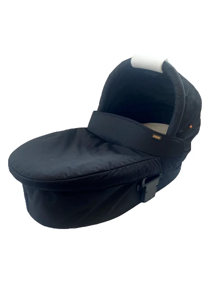 Mamas & Papas Sola 2 Carrycot Baby Bañera Negro Oro Rosa Anuncio de Caridad