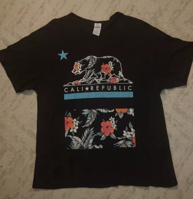 California Republic Cali Bear Graphic T-shirt Tee Size XL