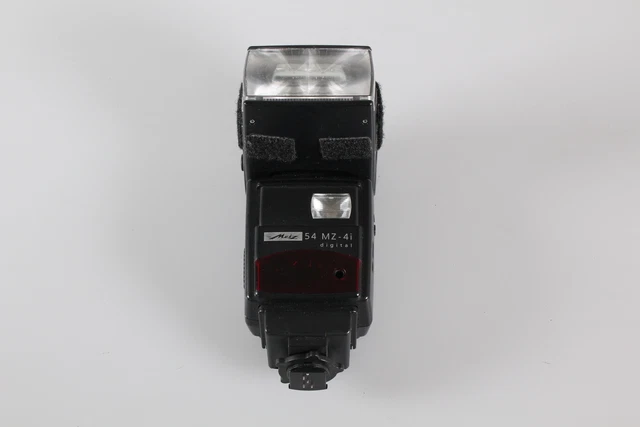 Metz Mecablitz 54 MZ-4i Electronic Flash with SCA 3502 Adapter Leica