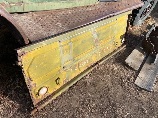 Dodge power Wagon M37 Tailgate