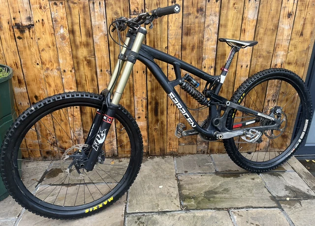 SARACEN MYST TEAM Downhill Bike 29 r 2016 XL 1 095.00 PicClick UK