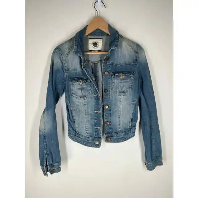 Anthropologie Daughters of the Liberation xs cropped denim Jean jacket