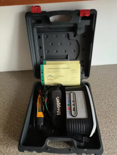 Megger Multifunktions 1711 Tester 18. Auflage 12 Monate Kalk Zertifikat