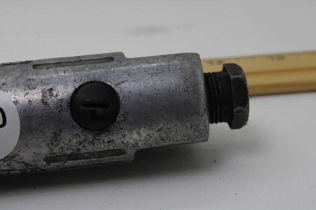 Central Pneumatic 283 3/8" Drive  Pneumatic Air Ratchet Wrench Tested 5
