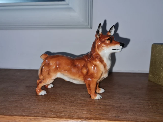 Royal Doulton - Dachshund Dog (P1294)