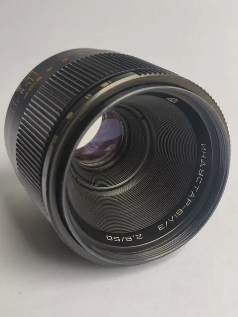 Industar 61 L/Z f/2.8 50mm EXC Tessar copy MACRO Lens DSLR M42