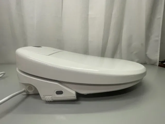 Brondell Swash Luxury Bidet Toilet Seat Round White S1200-RW 2