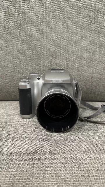 Fujifilm Finepix S3500 digital Camera (working) ✅