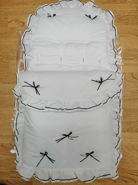 Baby  boys  / girls  white / black  Ribbon bows  Foot Muff Cosy Toes Pram buggy