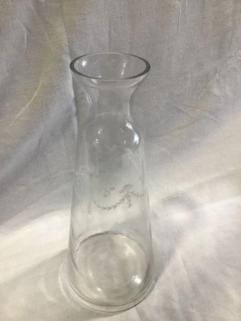Grande Carafe En Verre Avec Decor Gravé