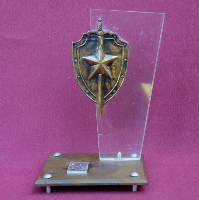 KGB SHIELD SWORD STAR Dzerzhinsky Old USSR Big Brass DESKTOP Soviet NKVD Emblem