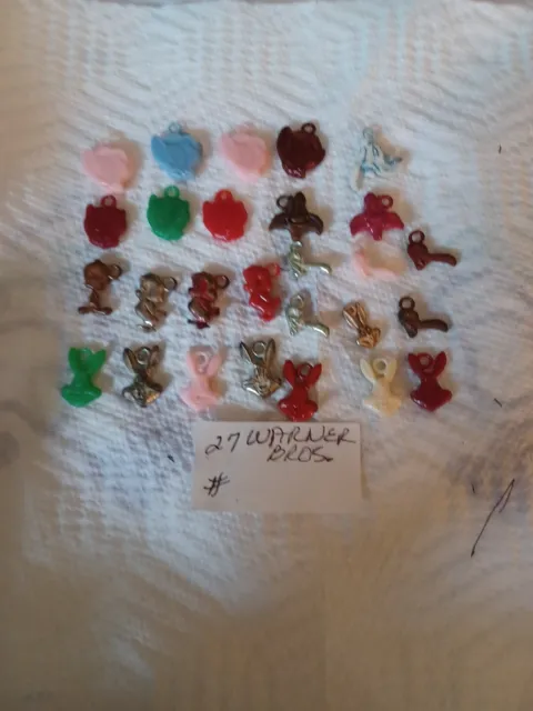 Vintage Gumball/Vending Warner Brothers Cartoon Character Charms Lot Of 27
