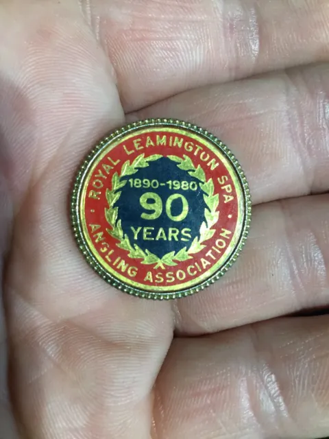 Vintage Royal Leamington Spa Angling Association Pin Badge - 28 mm Dia 1980