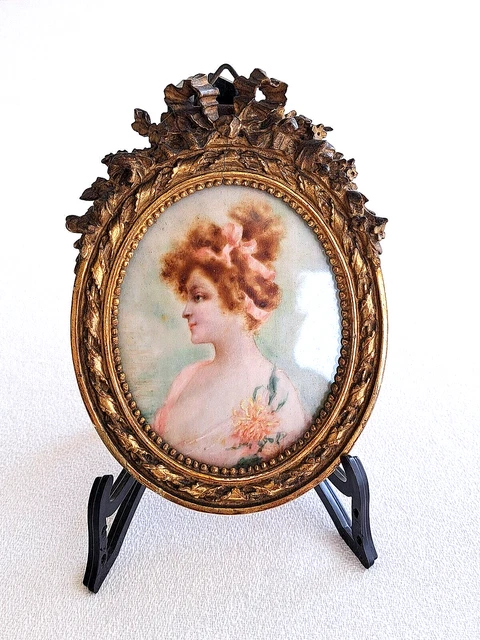 Antique wooden & gouache PORTRAIT YOUNG LADY to hang 1900´s. With glass