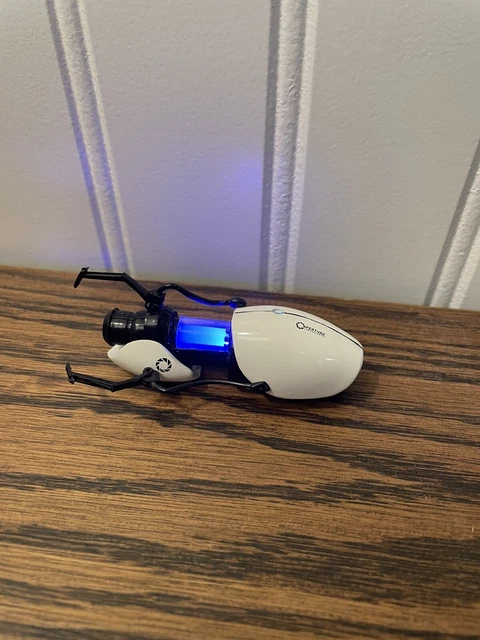 Portal 2 Aperture Science Portal Gun Replica Tiny NECA
